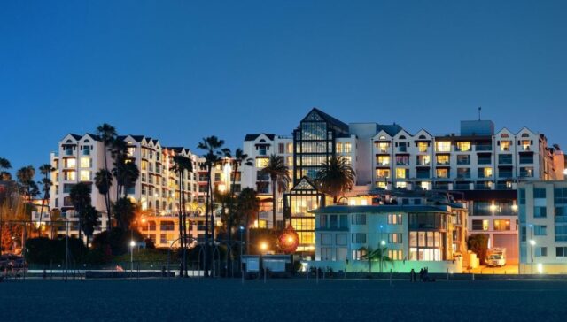 Home Listings Jump 8%, Adding More Choices for Buyers