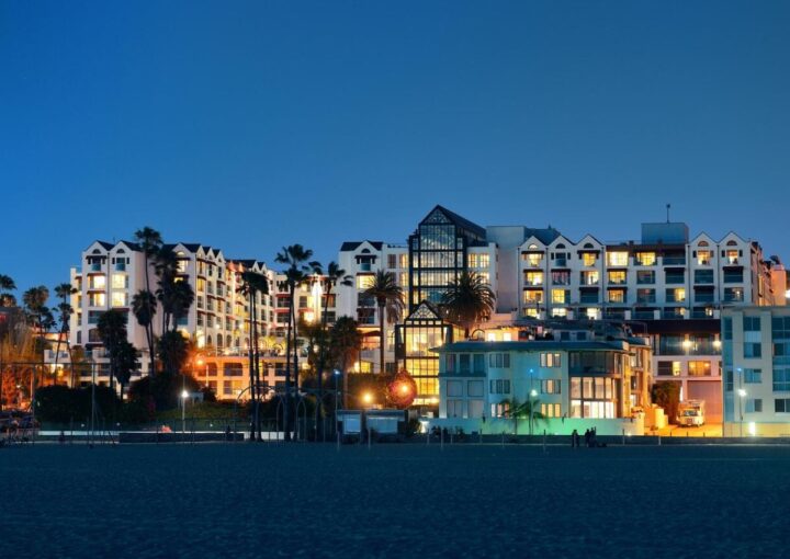 Home Listings Jump 8%, Adding More Choices for Buyers