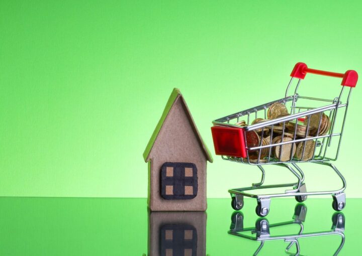 Is Buying a House With Cash a Good Idea in Today’s Market (2)