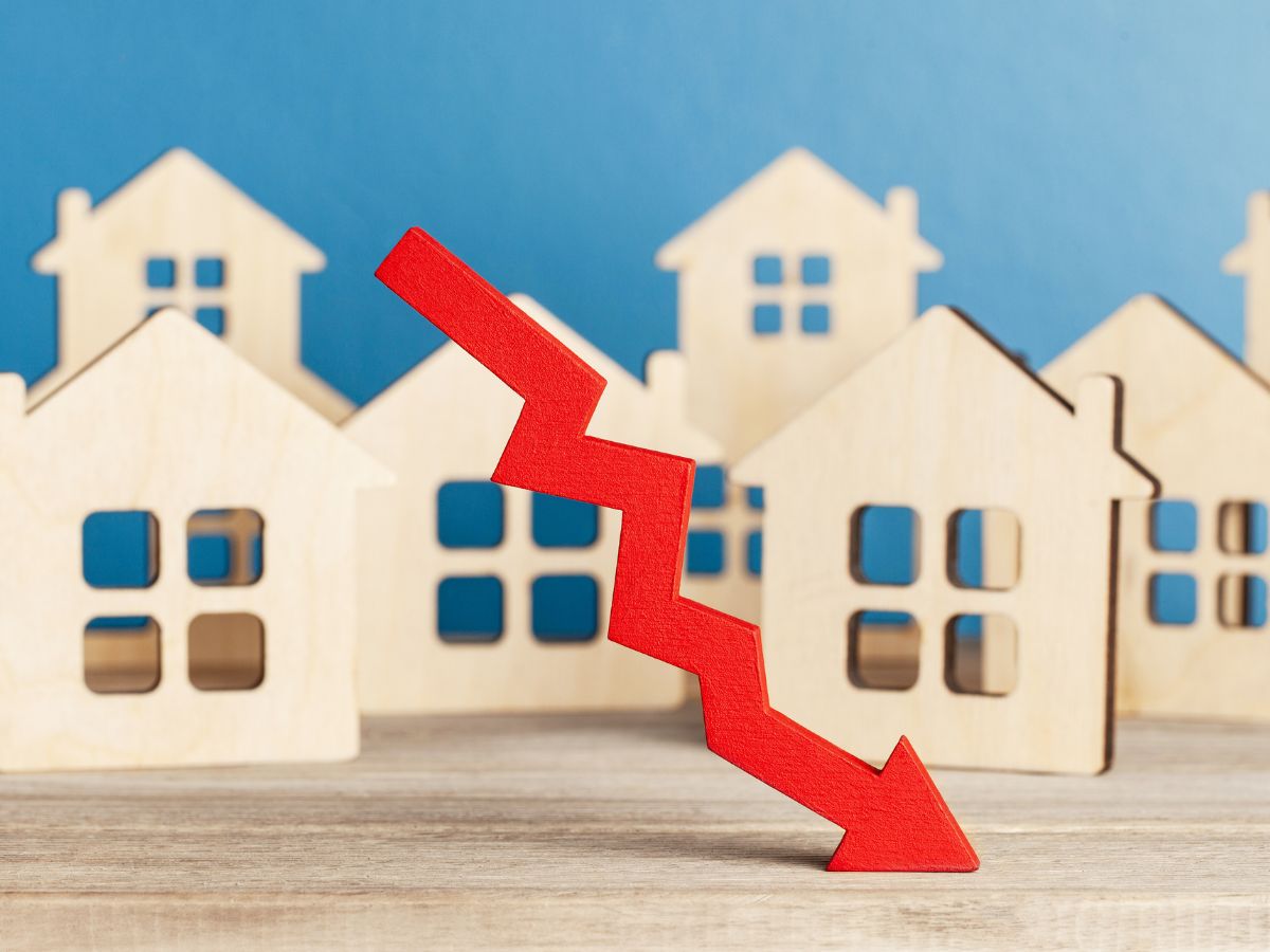 U.S. Housing Market ‘Underperforming’ As Third of Homes Take Price Cut