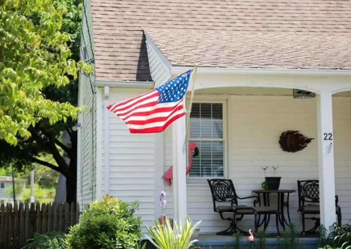 High Mortgage Rates Take a Toll on U.S. New Home Sales